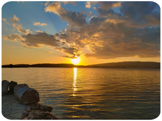 Sonnenuntergang in Katawothres